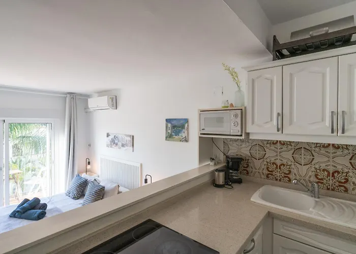 Benavista * Εστεπόνα